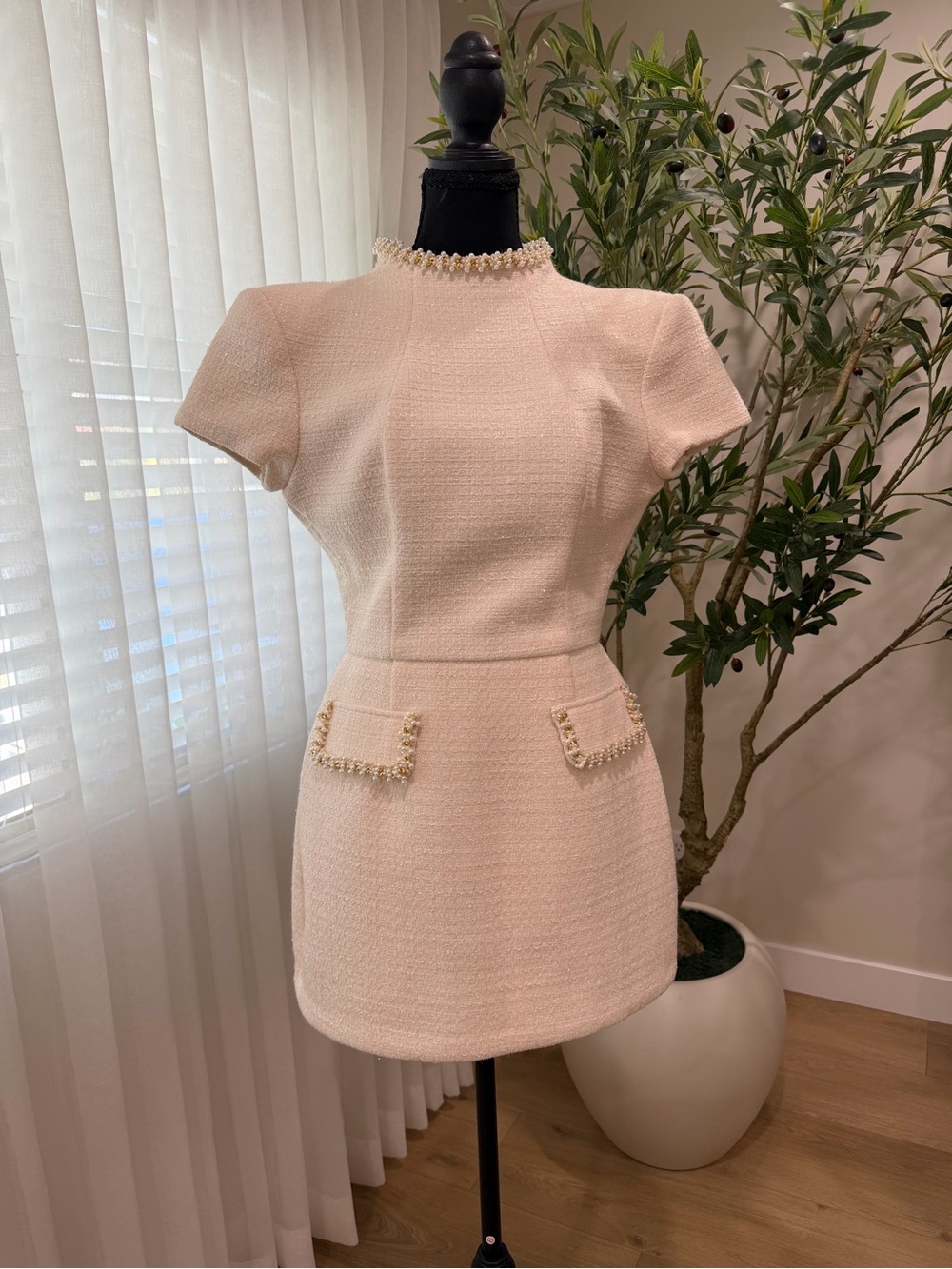 SIMONE IVORY DRESS - NADINE MERABI / US 4